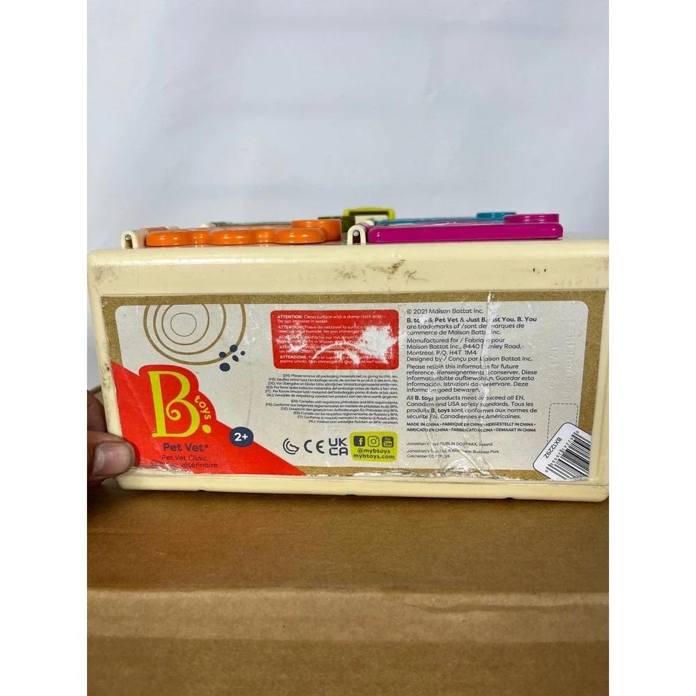 B. Toys toys pet